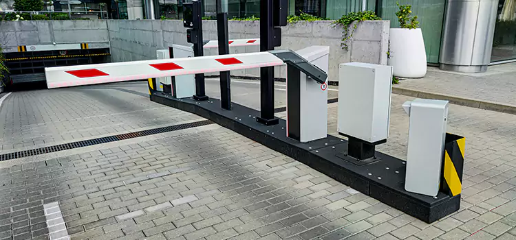 Custom Gate Design & Integration Palatine